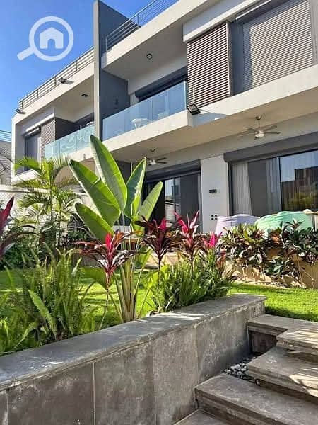 3 92752d3c-d679-41f5-8063-45bbbe3094cc. jpg