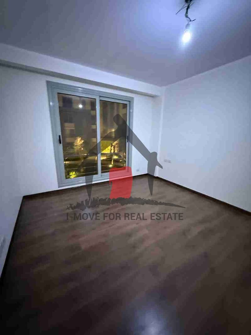 1000414454. jpg 1000414454. jpg