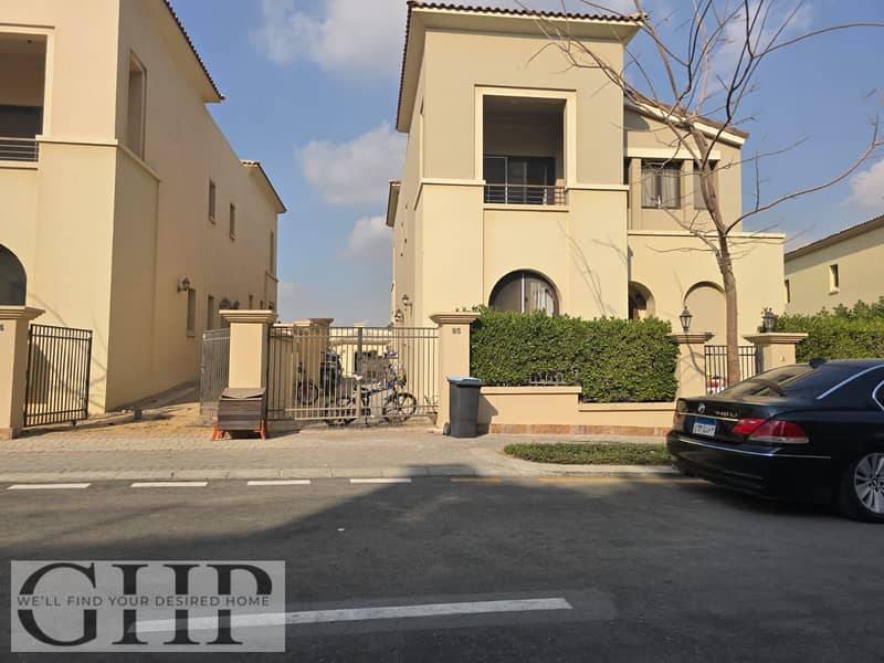 13 fc418597-3802-4838-8fcb-5581c744786a. jpg