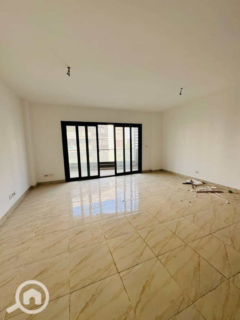 4 ce6f84f2-178d-4a41-9ea5-ffacaf7504ad. jpg