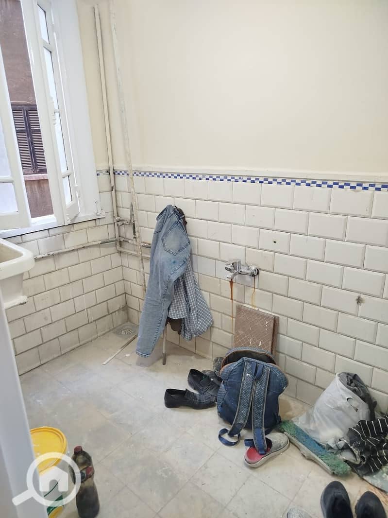 6 cba59dfc-b1c5-4001-a5f9-24a4cdc086f8. jpg