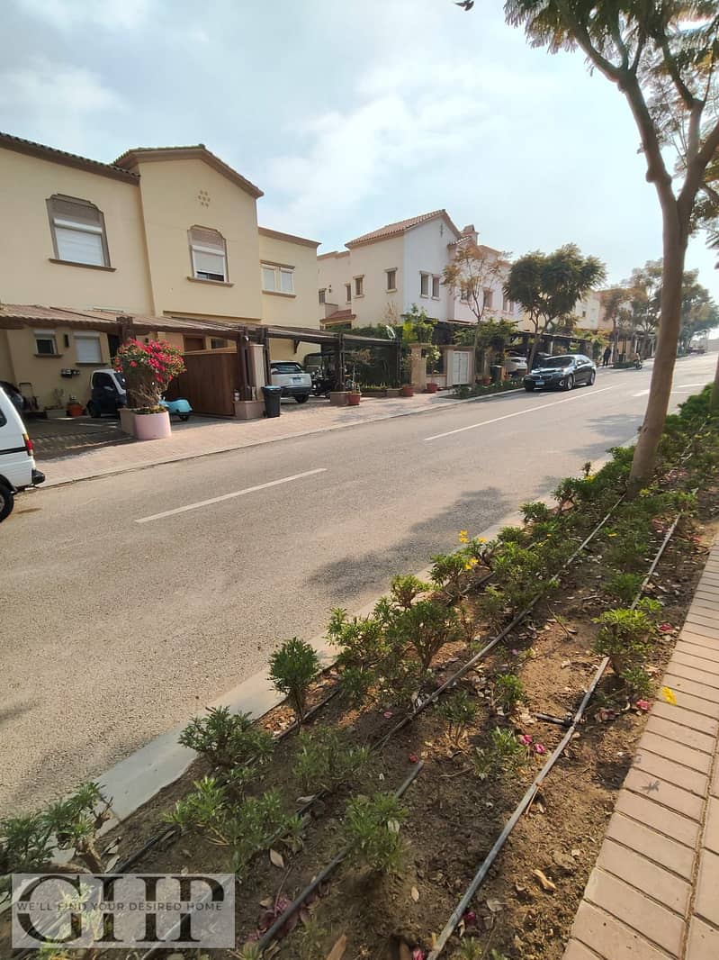 7 29252d2f-aa9d-4771-87eb-698041ed79a2. jpg