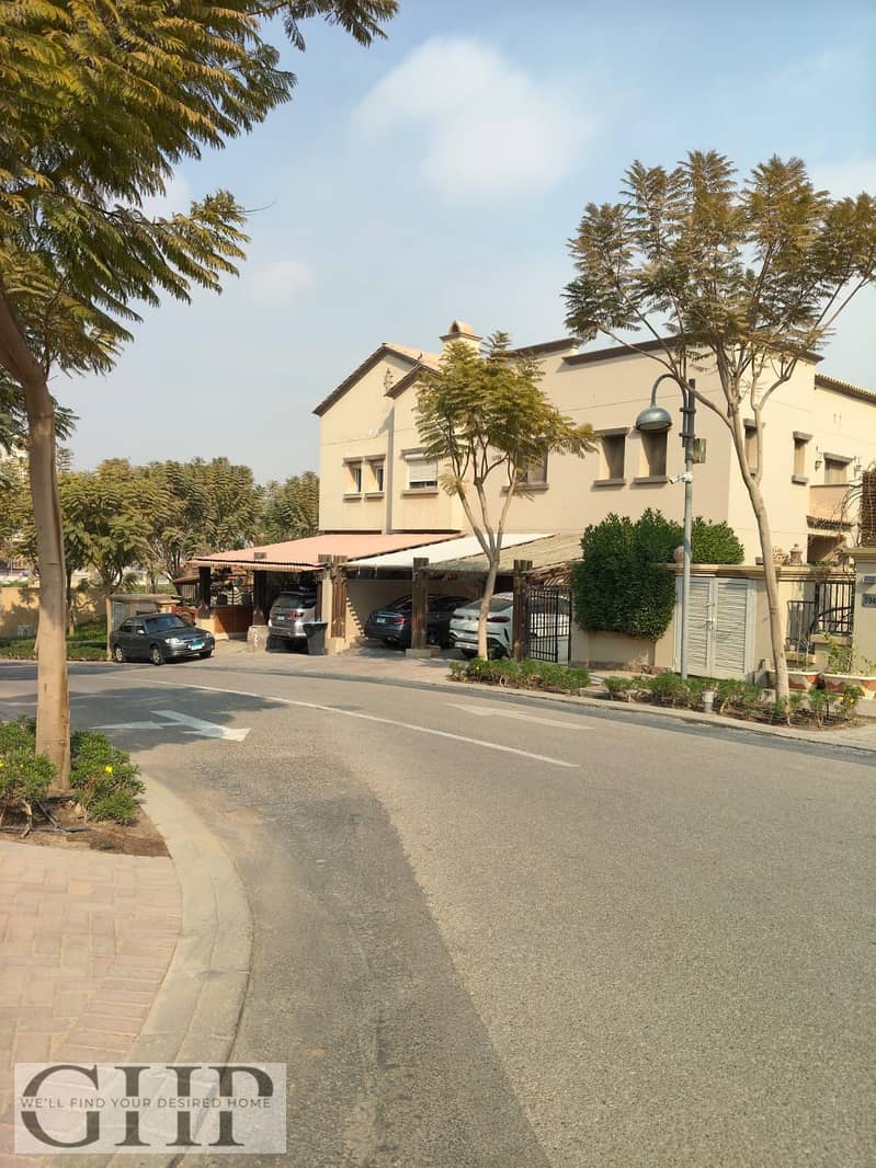 13 b44cb75d-777f-4ff7-bedb-60b5f006940b. jpg