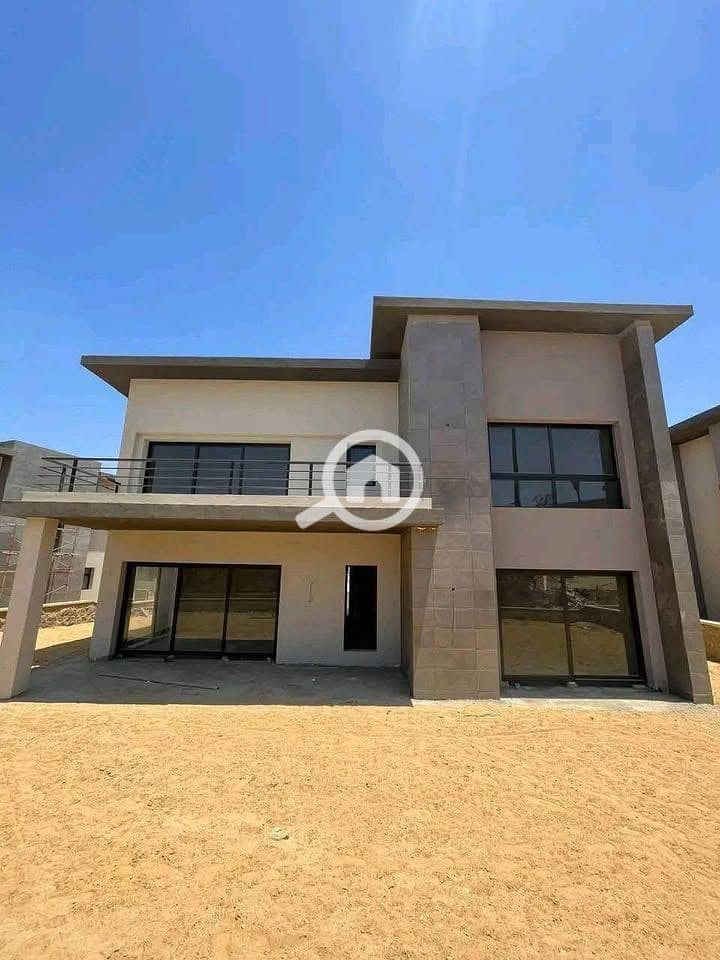 10 WhatsApp Image 2026-01-14 at 5.45. 19 PMmj. jpeg