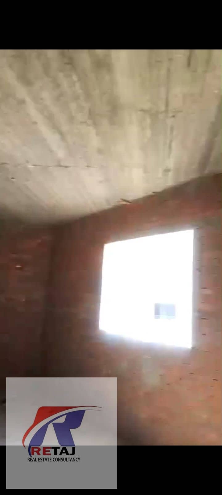 4 4ecf858b-ba16-4e17-8827-509dc8cea9ae. jpg