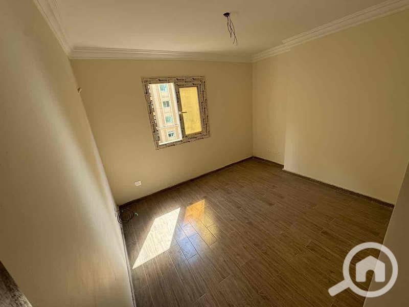 8 0bf42aa8-6092-47ad-8c3d-6888c9540c0b. jpg