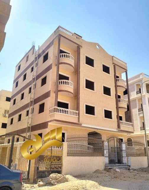 10 467119439_3901478596845407_1472098894917482696_n. jpg