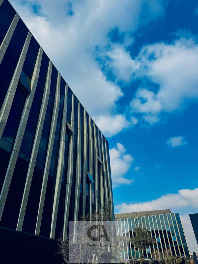 5 6e96a89f-eaea-42fd-9850-0f84f3f620ca. jpg