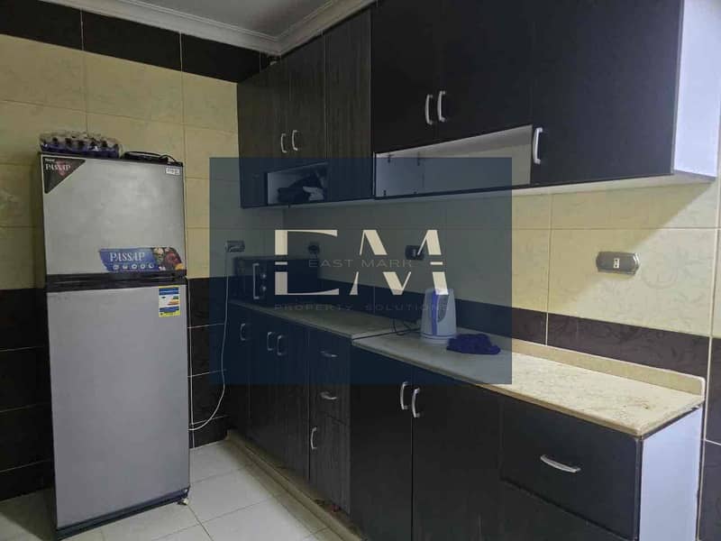 9 b469529f-83d6-4a4f-9800-e27f6aed6a86. jpg