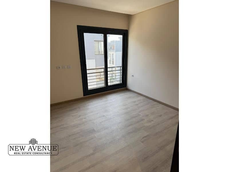 5 WhatsApp Image 2026-01-25 at 12.32. 50 PM (1). jpg