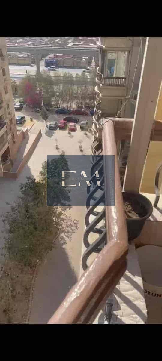 11 5f9acfe9-d2cb-427a-90d4-7c98165e4ba7. jpg