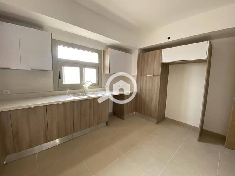 3 0b12a693-a66b-492a-9531-676ad502bcf7. jpg