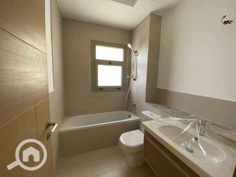 6 3f37874a-d592-446a-bce5-24d80b92d6be. jpg