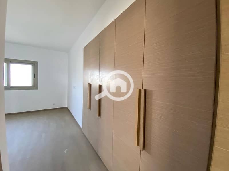 13 722193fb-13f3-46c8-83d2-61e227851f7d. jpg