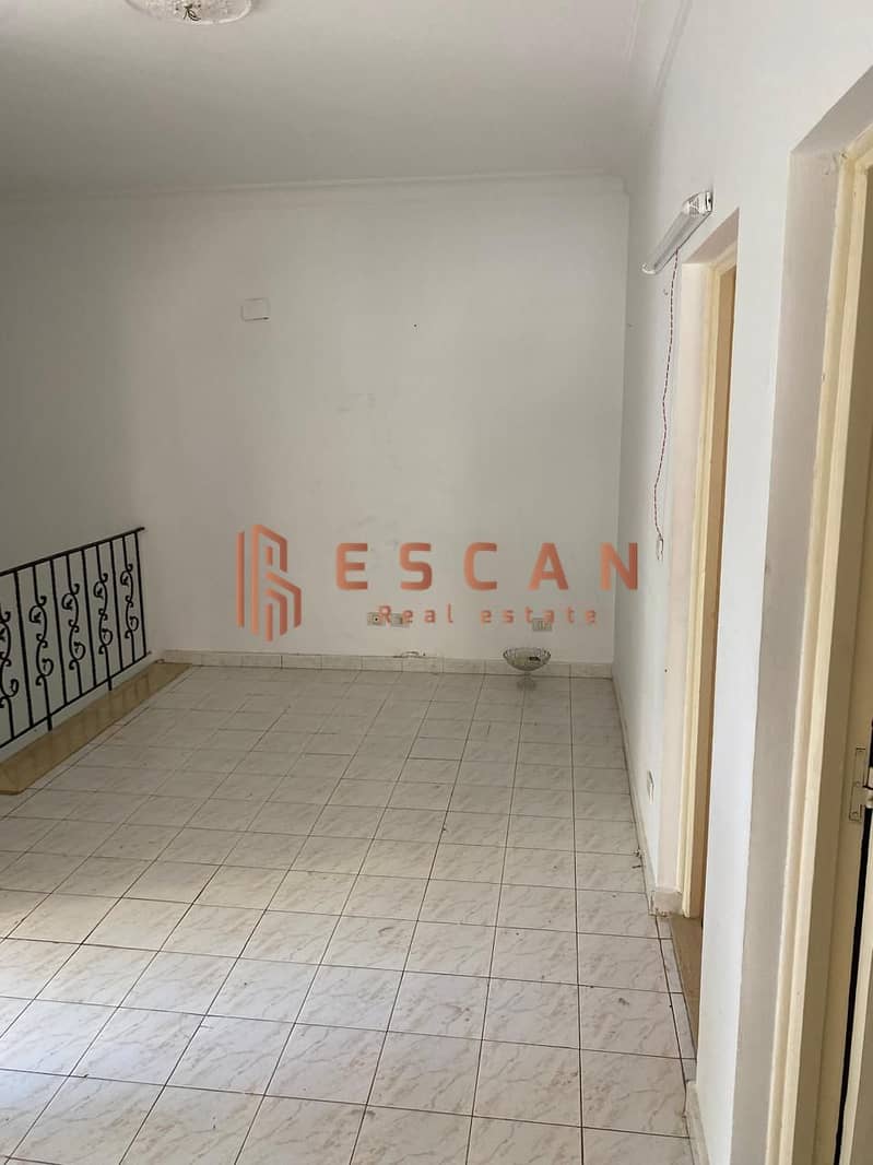 15 U665915 (17). jpg