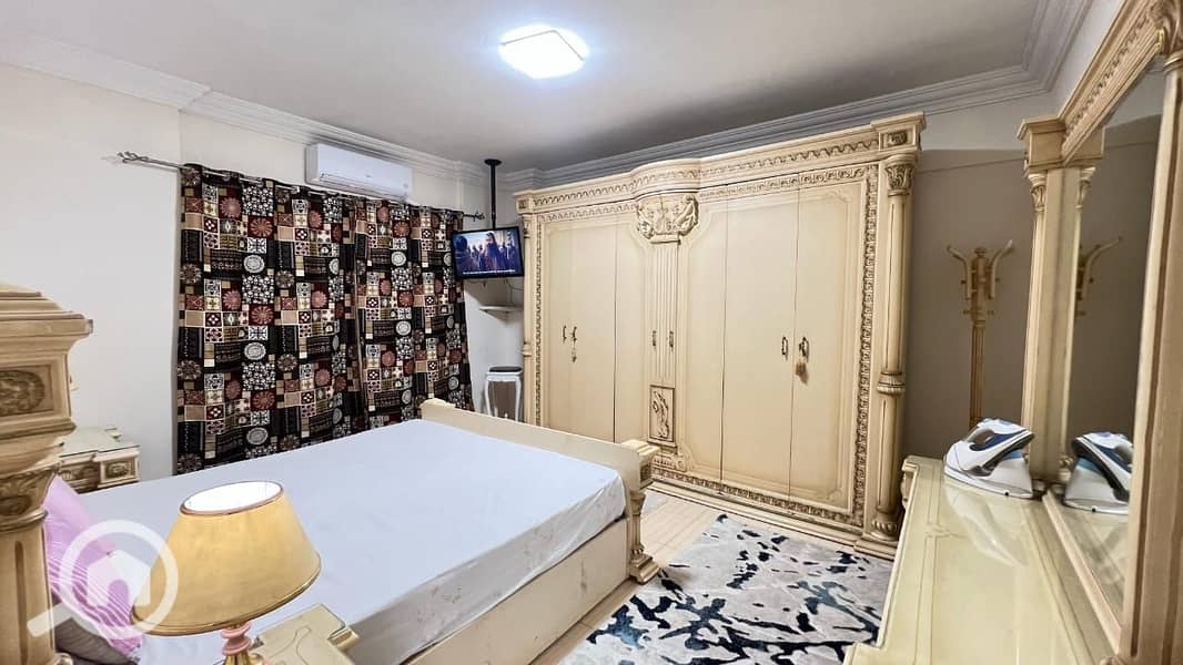 8 70ffe96a-cb1f-40f6-9cba-0d9f2529b699. jpg