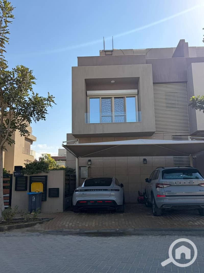 6 255ec34a-31a4-44fb-86c0-21a64a2ee229. jpeg