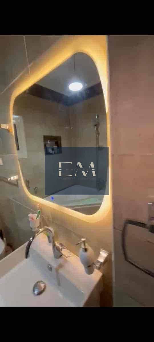 5 c49e7143-90cd-43d7-9214-62b6866299ad. jpg