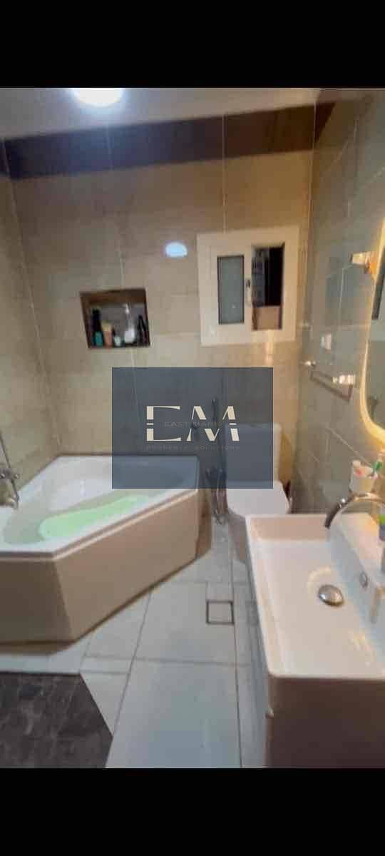 6 c0bd1714-f343-4c95-8923-d4fc31ce536e. jpg