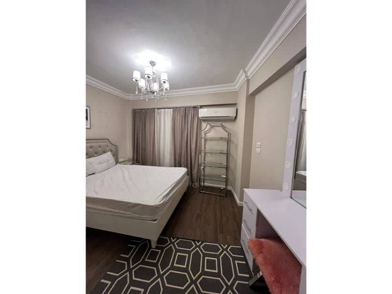 4 229449df-4290-44eb-b7f0-fb3141c217b4. jpg