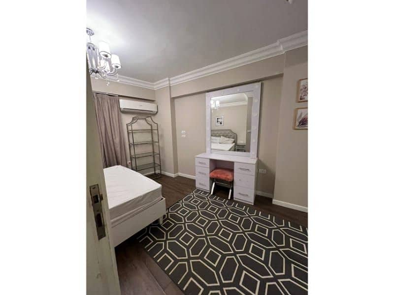 5 ef9dcdfd-9567-480c-b2cf-f319c61617a7. jpg