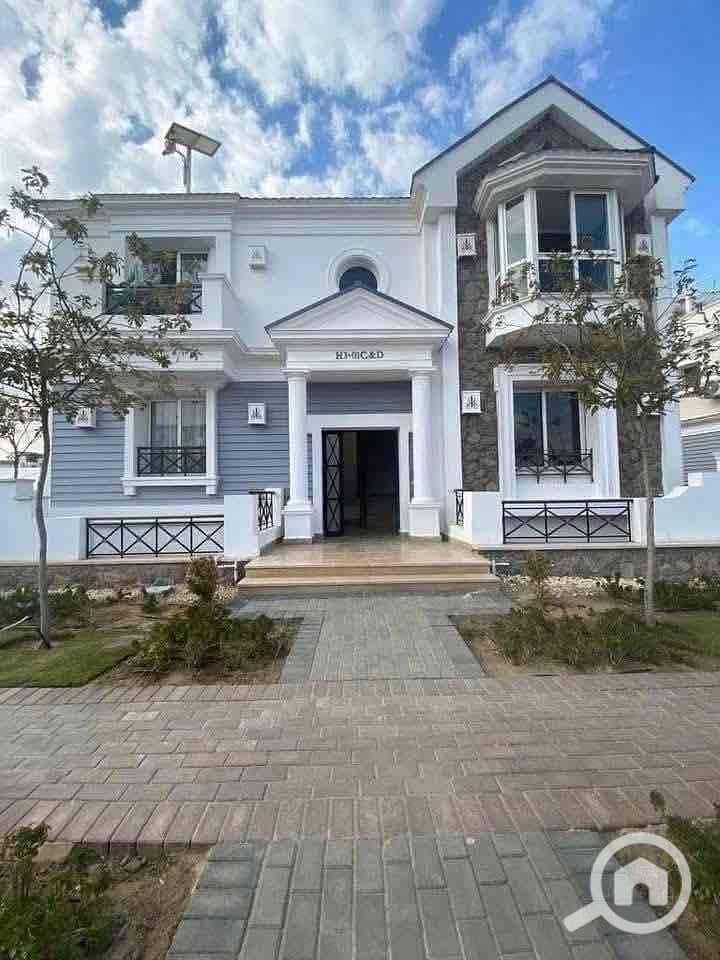 12 c0e49f40-7c8a-4c3d-8ef2-6cc0cdee7e47. jpg