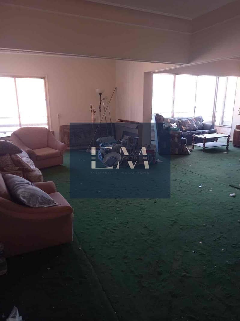 2 dea79e9e-5025-40b6-a671-59cbf3b62580. jpg