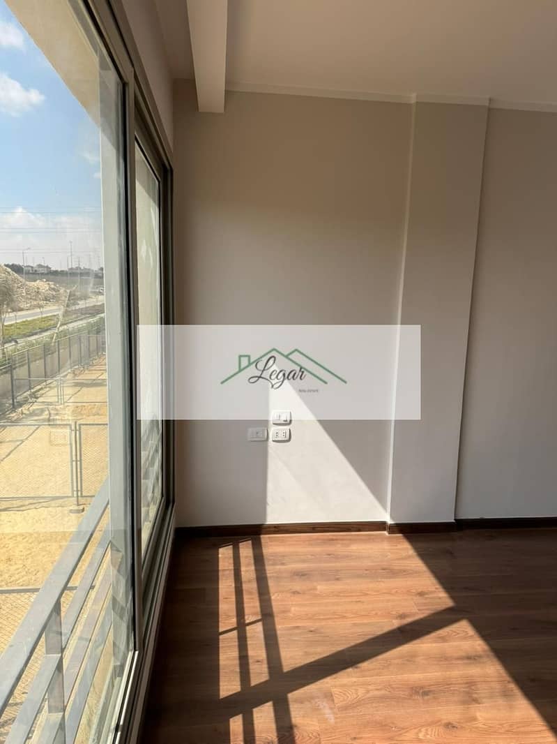 6 6dadc1fa-6ed6-407c-a0f5-1433fcfbabaa. jpg