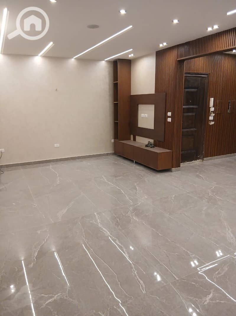 5 48e0f977-59ae-4883-b0e2-c97297454149. jpg