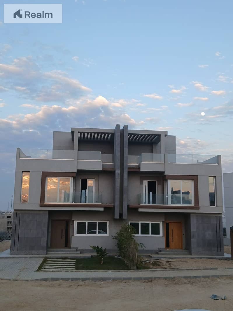 4 959e3abb-d01e-4156-ac0b-87f0b9159097. jpg