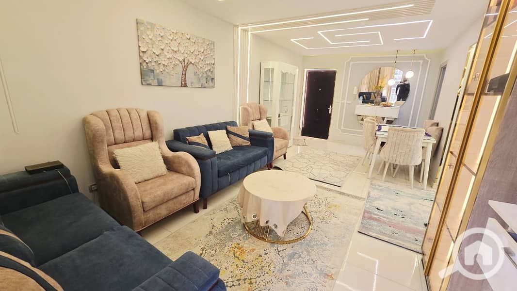 2 6ad0dc30-e24b-4160-825f-53f63d47e62d. jpg