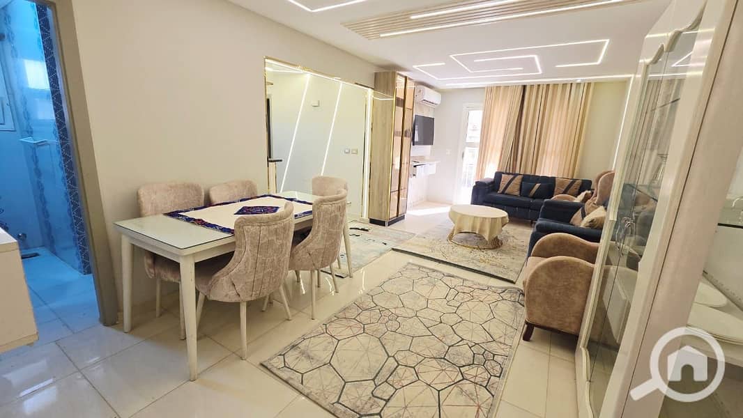 7 fb80da47-2e13-4702-9561-6dbd9af785a9. jpg