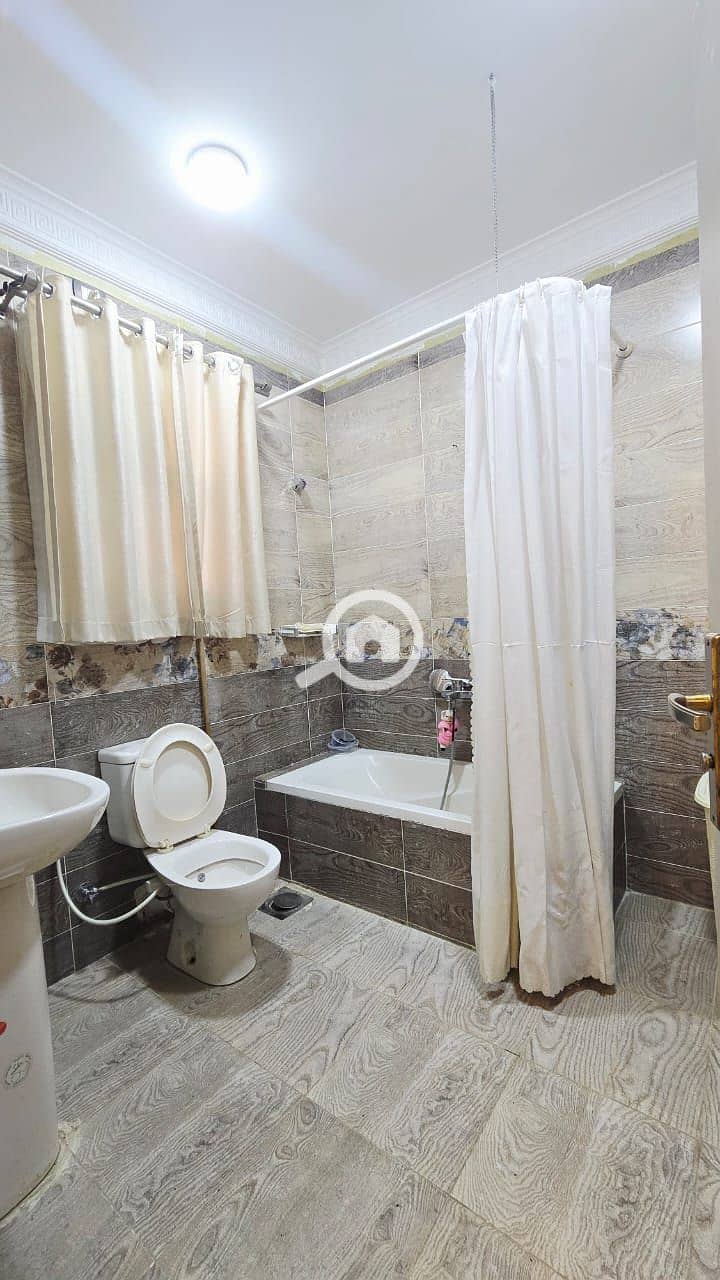 8 8ccc5d3e-e9df-48ec-b889-57c85b7d7940. jpg