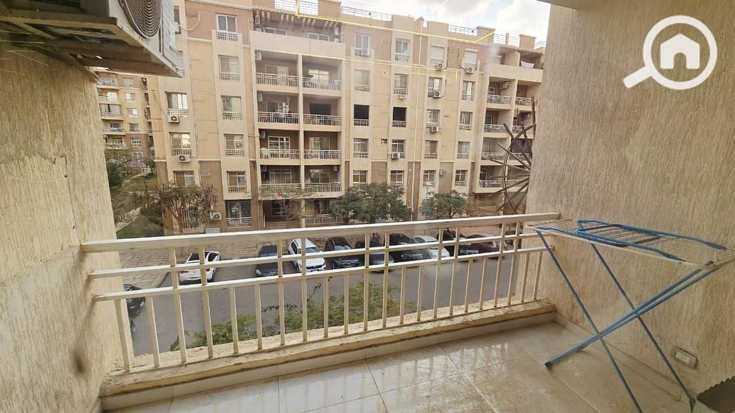 9 18a4c72d-0206-4cb6-9baa-a1b1e51975a3. jpg