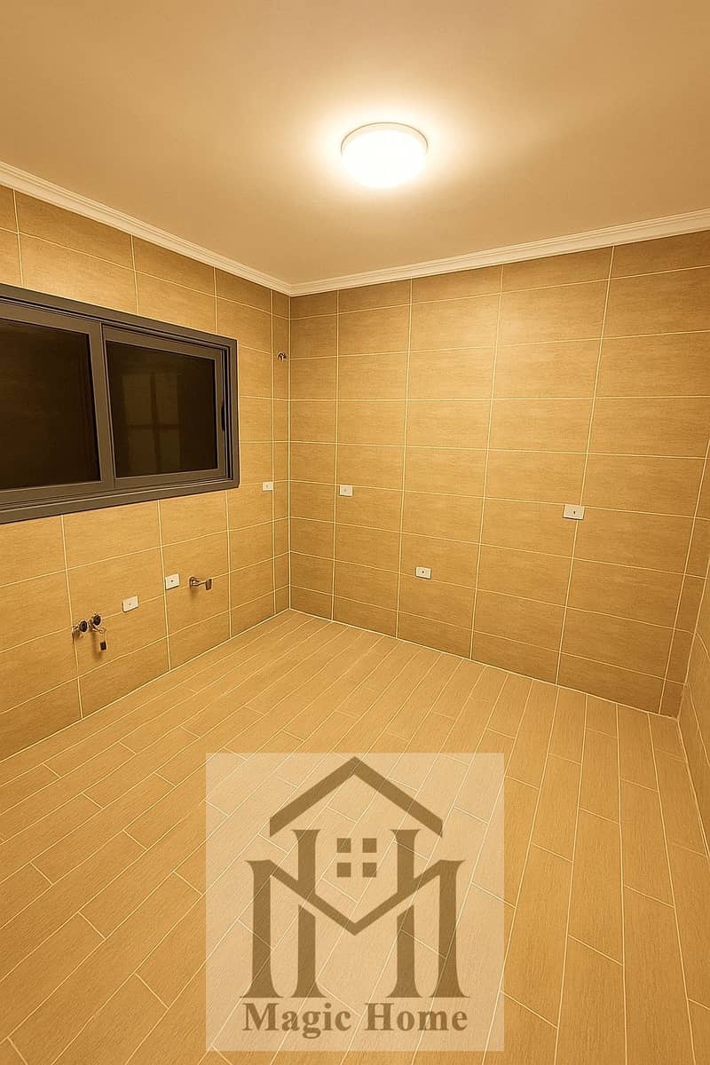 9 394010fc-32ae-400d-9d57-7fff49e2bb4e. jpg