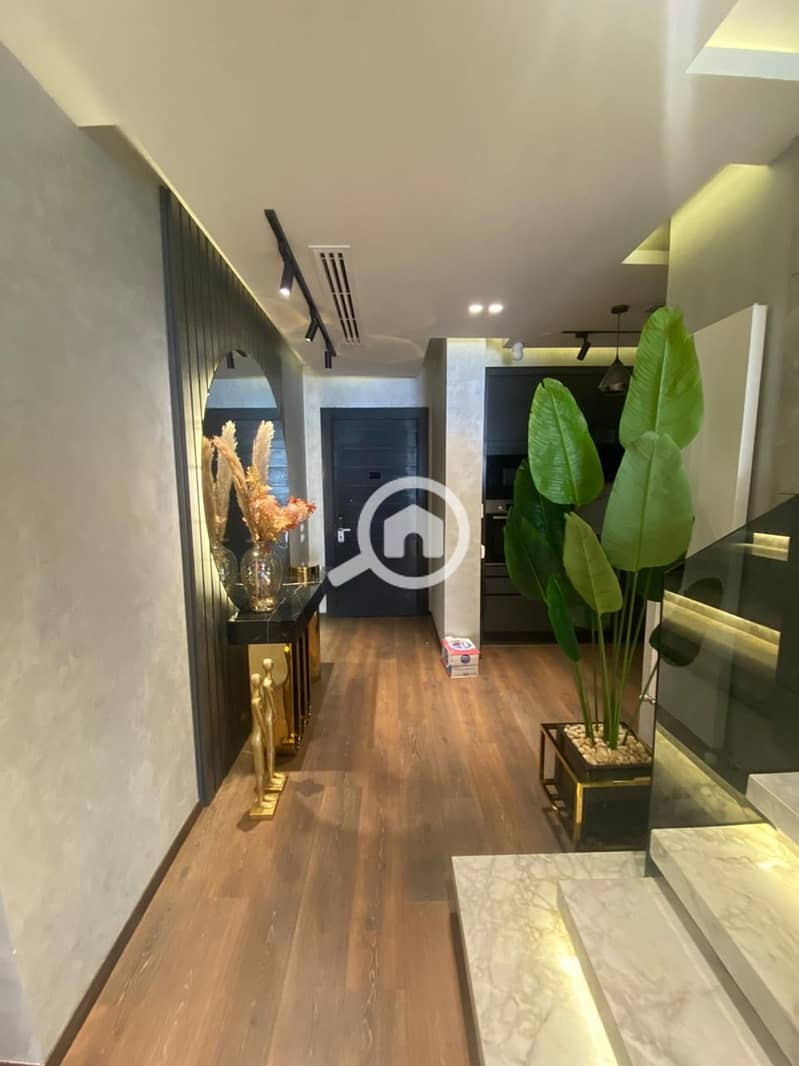 5 WhatsApp Image 2025-08-16 at 4.37. 47 PM (3). jpeg