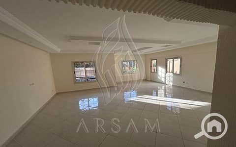 دوبلكس 5 غرف نوم للايجار في القاهرة الجديدة، القاهرة - WhatsApp Image 2026-01-25 at 4.56. 38 PM. JPG