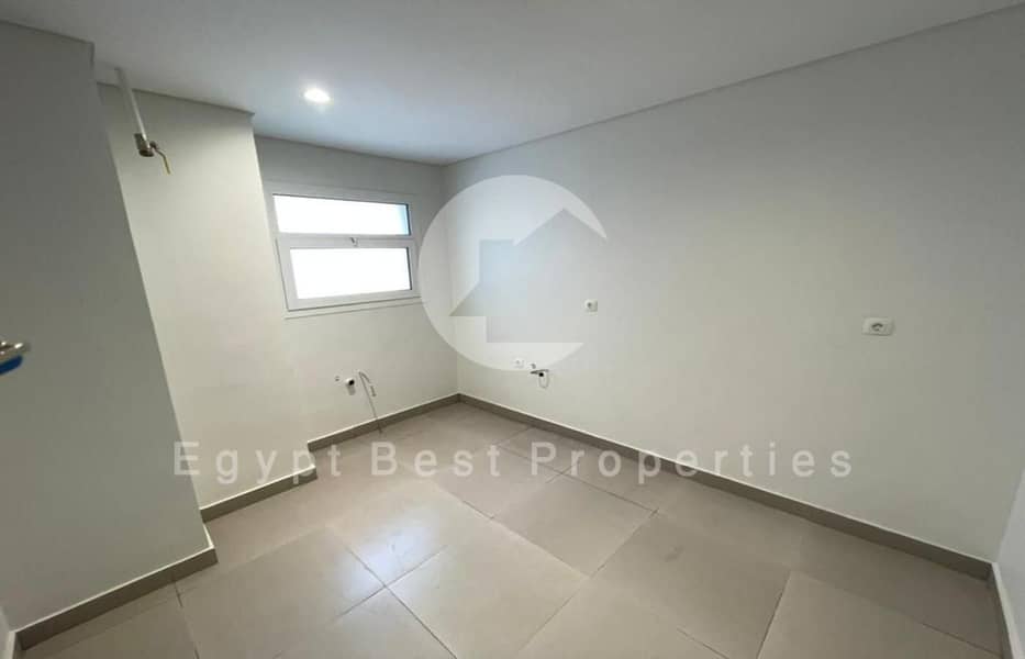 4 PHOTO-2024-08-26-15-54-16. jpg