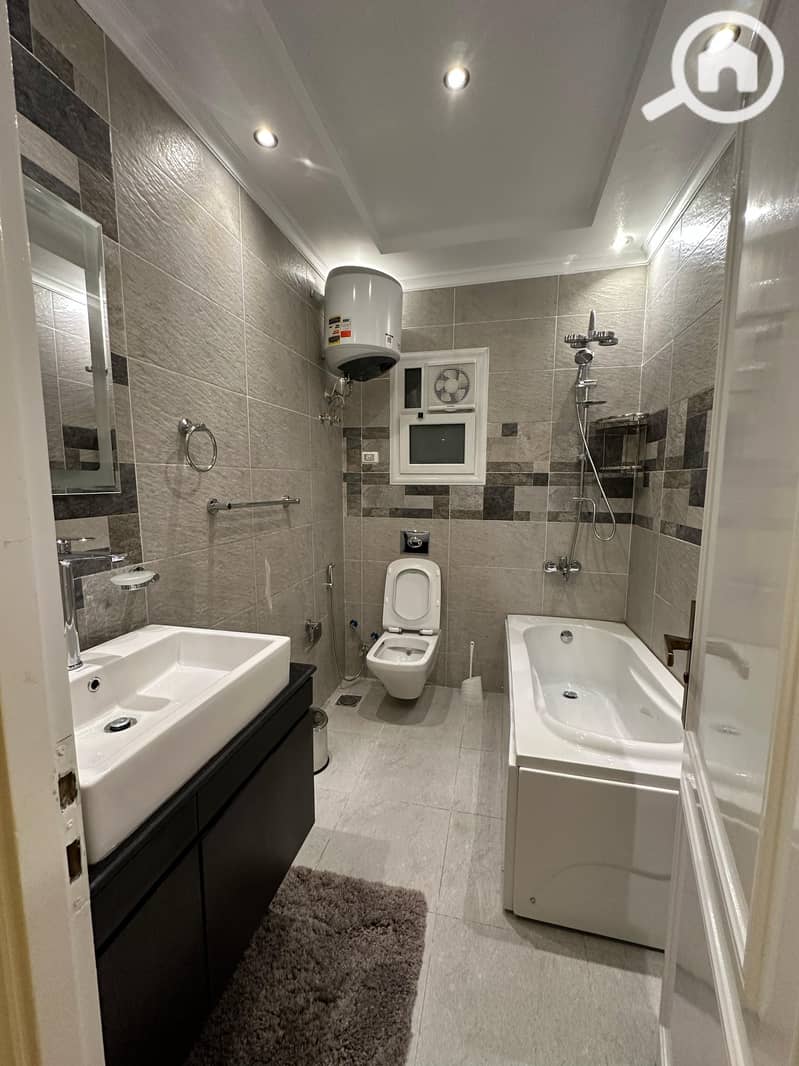 13 3b967a83-6515-4697-910d-1b7eab2fcd1f. jpg