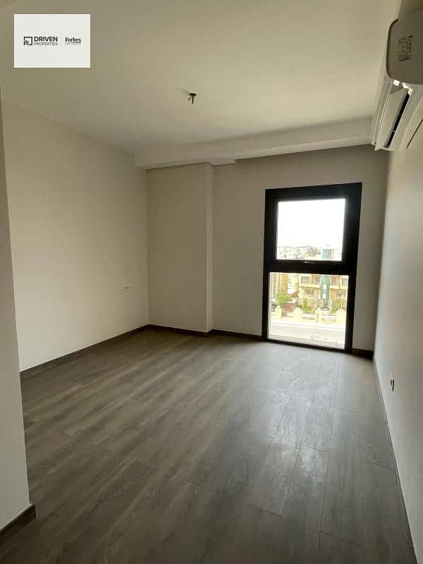 11 zed west - zed towers (32). jpg