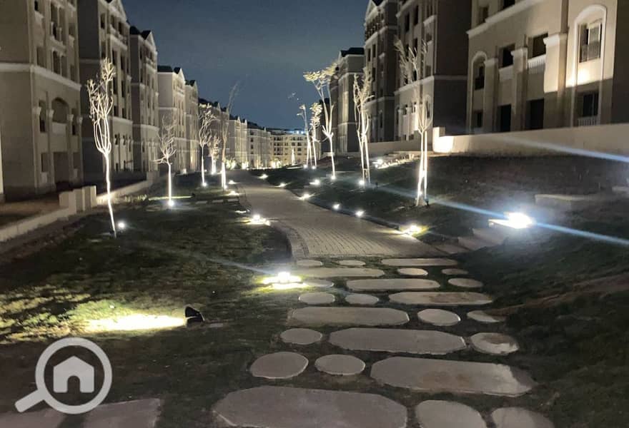 5 22b30c50-50f7-4953-81fa-a00cf6194076. jpg