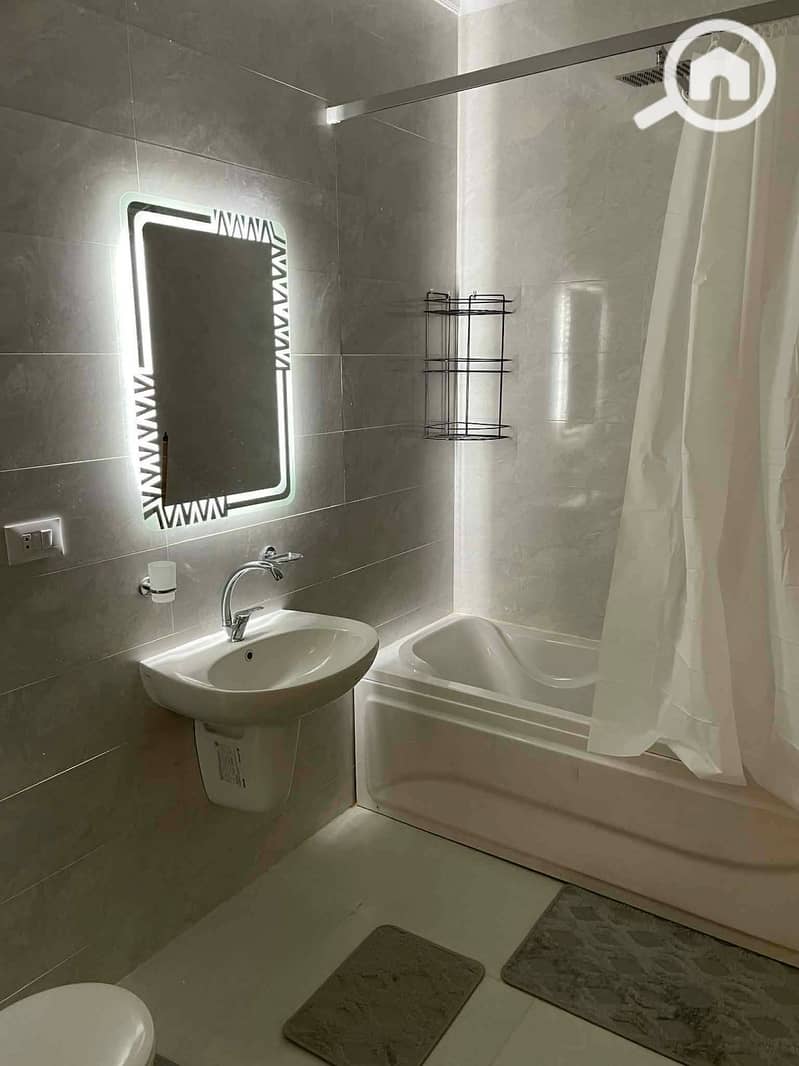 3 a080d6eb-8a9a-4d67-8659-26b6cec30416. jpg