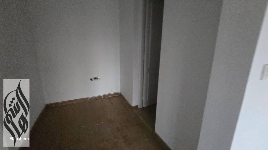 4 WhatsApp Image 2026-01-25 at 6.59. 03 PM. jpeg