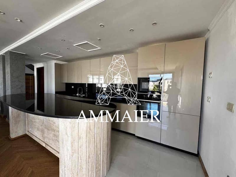 2 e9755ec3-fdc5-4092-895e-a8cf8c5541a2. jpg