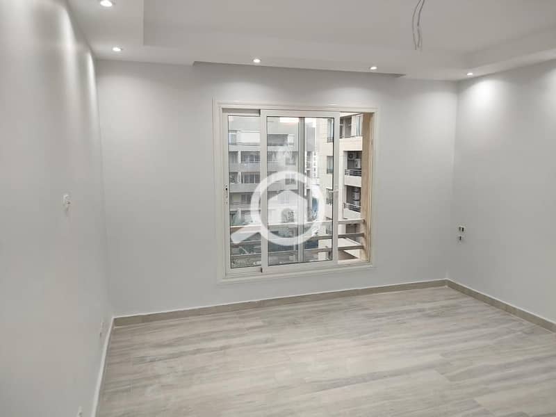 8 abaf348b-f490-4643-b06e-5e08afaeb38b. jpg