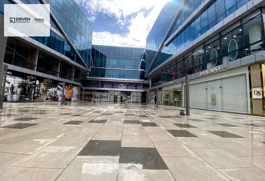 9 2347b701-d2b7-4354-a626-d89a38d10745. jpg