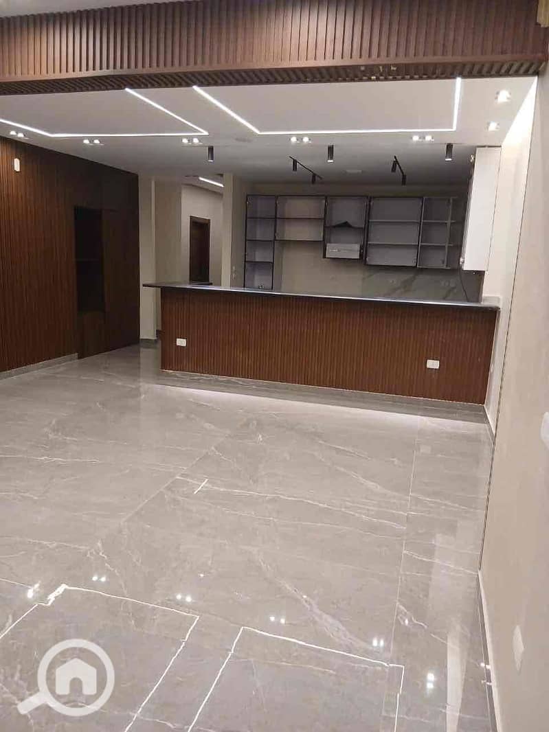 3 8c093479-b6aa-4321-b1a5-576b65bc0bdc. jpg