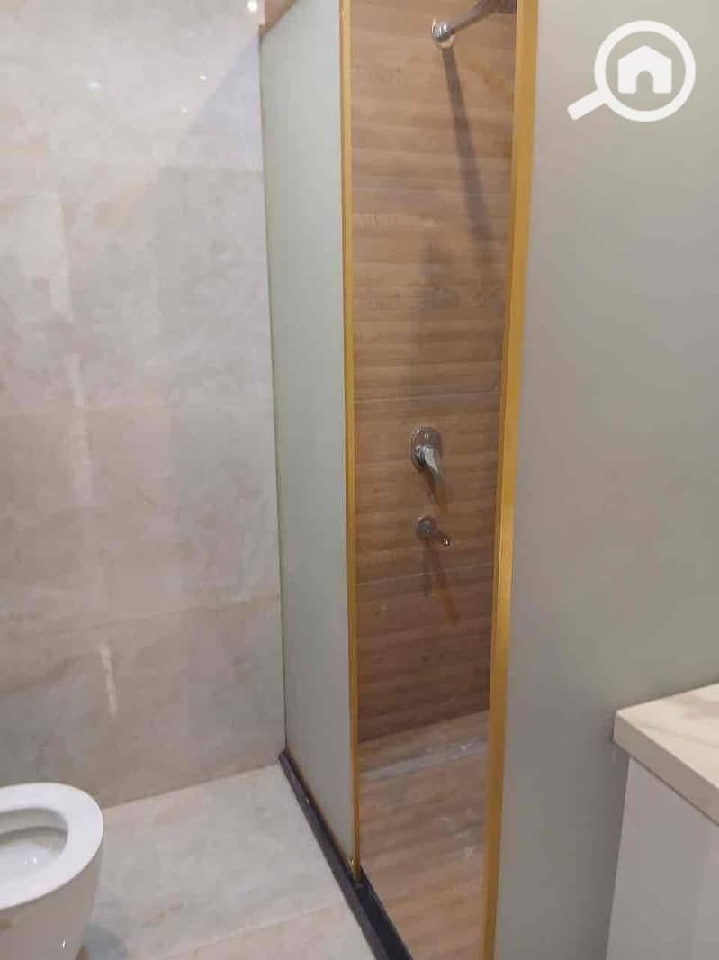 19 669f3de7-9c46-4032-be5f-04371c346d93. jpg