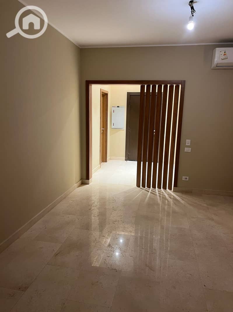 10 eb05a164-d0e2-4b35-8325-a1d02c0cb547. jpg