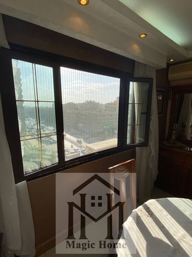 4 986a40cc-31d5-45fc-b25c-e9121c53cd99. jpg